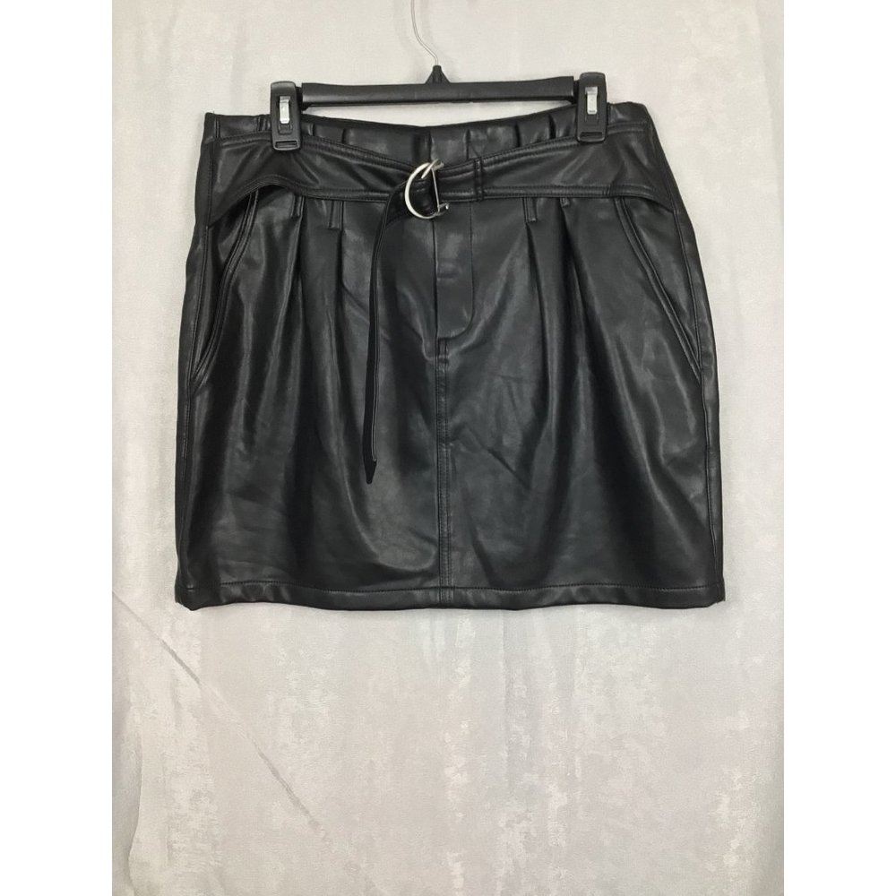 Express Faux Leather Belted Mini Skirt Size Large Black